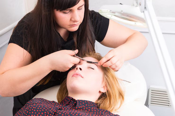 Eyebrow Threading Image